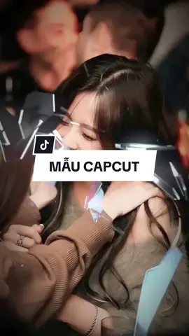 HOA NỞ BÊN ĐƯỜNG REMIX - Mẫu vỡ kính #nhachaymoingay #hoanobenduong #fypシ #edit #viral 