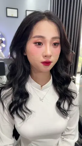 #makekiyeu #vankiumakeup #tpvinh  1 chiếc camera thường bao k chạy ap mịn 