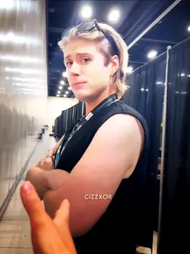 Bro is Frieza☠️🔥#dragonball #dbz #goku #vegeta #frieza #voiceactor #cold #edit #fyp #foryou #viral 