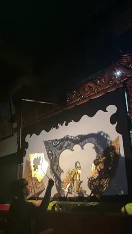 LESTARI🍃@Wahyu F Giri #wayangkulit #fyp #fypageシ #dalangcilik #viral 