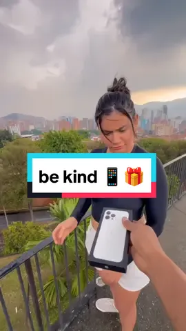 be kind = win 📱 iPhone #tiktok #smilling #fyp #1 #social #experiment #smillingface😊😊😊 #viral #tiktol #vedio #foryourpage #foryou @Dee black 🇬🇧❤️🇺🇸 @smile_edge_site @vonSsy(🇺🇸 ❤️ 🇬🇧) @Emily brogan 🇬🇧❤️🇺🇸 @Vanessa 🇺🇸❤️🇬🇧 @vonSsy(🇺🇸 ❤️ 🇬🇧) @smile_edge_site @Dee black 🇬🇧❤️🇺🇸 