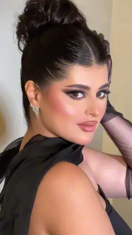 @جاز العنزي | Jaz AlEnezi  #dalal_alrashed #دلال_الراشد #makeuparist #fyp #hilight #اقوى_كويتيين #kuwait #اكسبلور #مكياج #مكياج #صباح_السالم #الشعب_الصيني_ماله_حل😂😂 #الكويت 