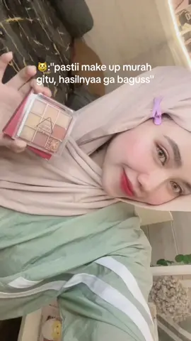 1 produk uda bisa buat eyeshadow, highlighter + blush on😠💕 