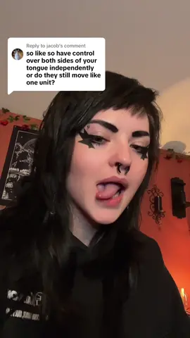 Replying to @jacob #tonguesplit #splittongue #bodymods 