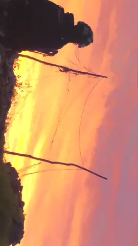 🌄🇮🇩#papuapegunungan #satgaspapua #tniindonesia🇮🇩  #sunset  #vibes 