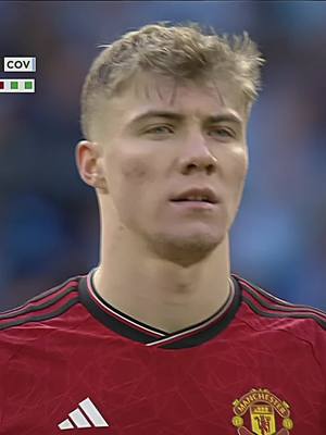 So happy for him 🥺 #hojlund #rasmushojlund #penalty #manutd #manchesterunited #coventry #manutdvscoventry #penalties #hojlundpenalty #facup #semifinal #gametoday 