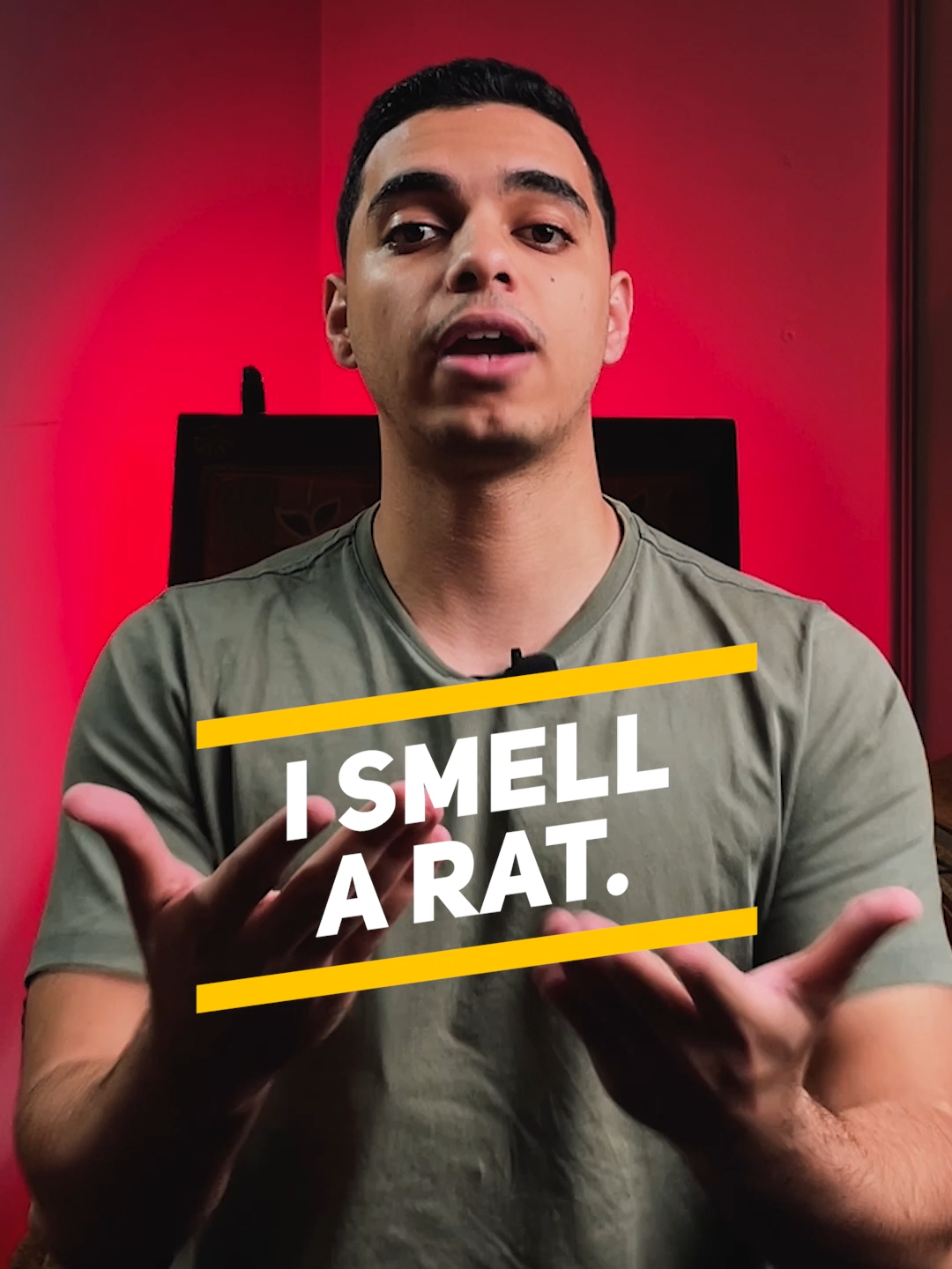 مثال شعبي بالأنجليزي (  smell a rat) 🤩📕 americanhouse #english #onlinelearning# #english_learning #onlinecourses #أتعلم_في_البيت #انجلیزی_فی_دقیقه #انجليزي_للمبتدئين #انجلیزی_مبسط #أتعلم_في_البيت #انجلیزی #آمریکا