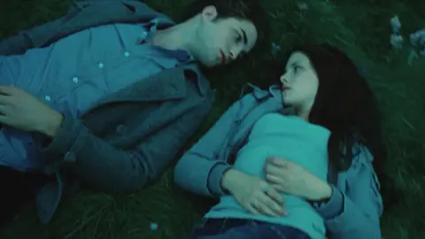 the way they look at each other kills me #twilight #twilightedit #edwardcullen #bellaswan 