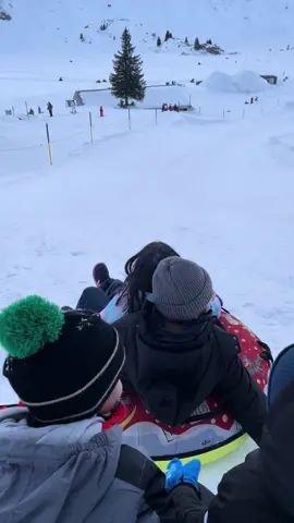 Don't miss out on this activity while visiting Mount Titlis! #swiss2024🇨🇭  #trubseesnowpark 
