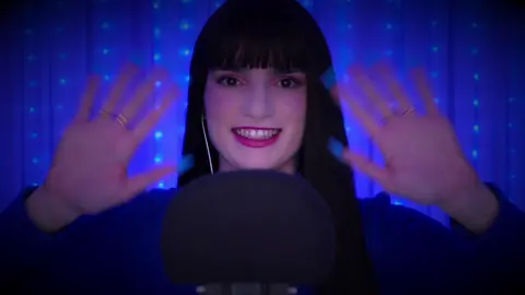 ASMR Mic Trail with 20 Mics 💙 ASMR Triggers for Sleep 💤 😴 #asmr #asmrvideo #micscratching #asmrsounds #asmrtiktoks #asmr_tingles #asmrtriggers #asmrsound #asmrtiktok #asmrscratching #asmrscratchingsounds #asmrtapping #asmrtappingsounds #tapping #tappingasmr #tappingsounds #satisfying #satisfyingvideo #satisyingsounds #fy #fyp #foryou #sleep #relax #relajante #asmrsleep #sleeping #relaxing #relaxingvideos 