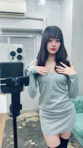 おはよ〜雨だ〜今週も頑張ろうね🌧️#fyp #コスプレイヤー #アイドル 