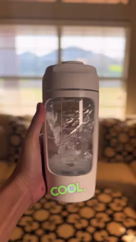 It got pretty messy… 😳👀 #gymproducts #gym #viral #summerproducts #protein #tiktokmademebuyit 