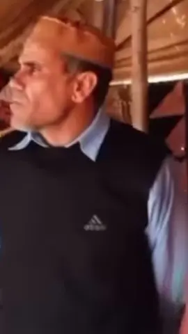 الحلال يعوج الضهر لاكن مايوطيش الراس🤝🤍#pov #تصميم_فيديوهات🎶🎤🎬 #شط_الحرية #مراجع #ترند #foryou #viral #fyp #foryoupage #اكسبلورexplore 