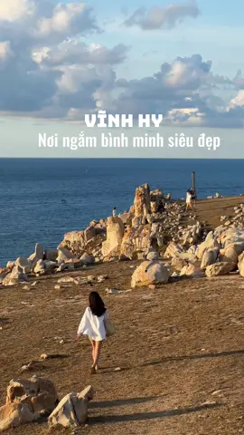 Nơi ngắm bình minh siêu đẹp gần Vĩnh Hy🌅 #vinhvinhhy #ninhthuan #travel #traveltiktok #fyp #xuhuong #LearnOnTikTok 