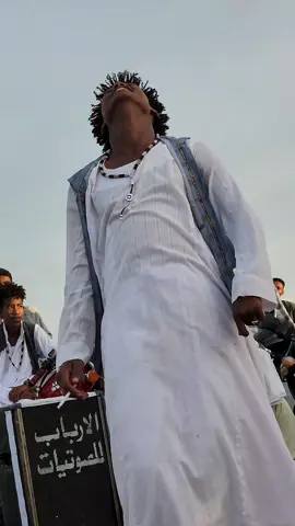 HADANDAWA DANCE is a dance from Sudan performed by a nomadic traditionally pastoral people of the Beja tribe. They are famous for being excellent sword and knife makers and for their swords dance, which evolved out of sword fighting between men. 🇸🇩🐄🤩 #Sudan #Sudanese #Dance #Tribe #Culture #Lifestyle #BlackCulture #Africa #African #Outdoors #FY #FYP #Trend #Viral #Trending 