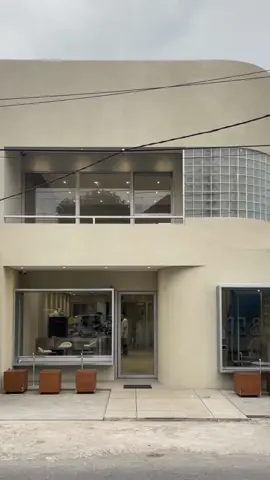 Akhirnya buka lgi nih d jogja gedung nya aesthetic dg 2 lantai baru yg cakep abis #hagia #coffeshopjogja #jog 