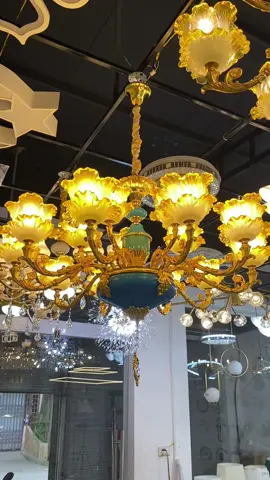 Mẫu đèn chùm thân xanh 15 tay kèm đủ bóng #monskylighting #dentrangtri #dentran #vira #denchum #denphongkhach 