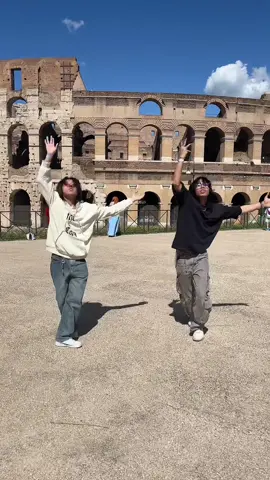a father and his son at rome - #worldofdanceitaly #fyp #halazia #halaziaateez @𝐚𝐥𝐞𝐬𝐬𝐚𝐧𝐝𝐫𝐨 @JiU 