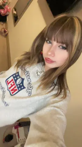 Do you think i look good??