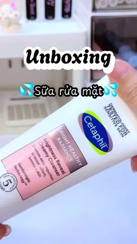 Ceta.phil nay ra em sữa rửa mặt mới dưỡng sáng da dùng thích umê lắm á cả nhà.                                                           #suaruamat #suaruamatsangda #reviewlamdep #skincare #foryou #xuhuong #fypシ #unboxwitvit 