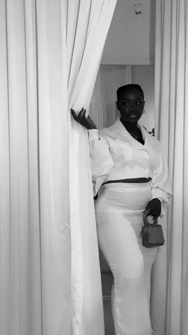 #ghanatiktok🇬🇭 #fyp #smokey #darkskingirl  @Helena-BGD @Krix_Krox🇨🇦(More Fire🔥) @Bra Awuah (more fire 🔥) @🍑A$$TASTIC🍑  MCLICKING😉 @D_KROSS 🇬🇭 @Kwame_gee official @M_de-Graft😆🤪 @Obrempong Adu Asare 