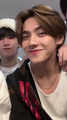 ลักยิ้มที่น่ารักที่สุด 🫵🏻🥹🤍 #peemwasu #ภีมวสุ #busbecauseofyouishine 