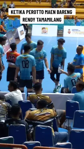 Ketika Luis Perotto main bersama Bintang Timnas Voli Indonesia Rendy tamamilang dan termasuk ada Alfin Daniel, Hadi Suharto, Rakha, Arjuna di turnamen Kapolresta Pati Cup 2023 di GOR Pesantenan Pati. #voli #volitarkam #volitarkampati #voliterbaru #luizperotto #rendytamamilang #alfindaniel #rakha #hadisuharto #samator #brazil🇧🇷 #indonesia #indomaret #pati #gorpesantenanpati #kapolrestapaticup2023 #fyp #proliga #livoli #semuaorang #salamsatuhobi #voliindonesia #voliasik #volikampung 