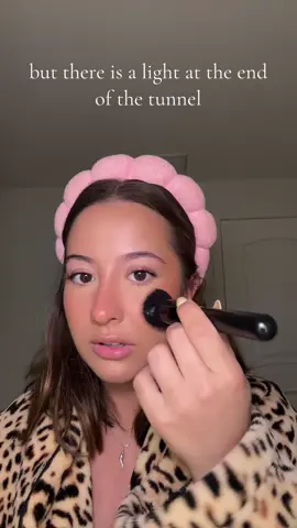 Let me know what your opinion is on this/ if you have any advice!! #fyp #contentcreation #contentcreator #smallcontentcreator #microinfluencer #influencertips #grwm #makeupgrwm 