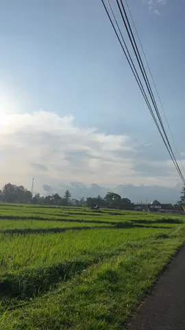 prank lagi jaln jalan di motor #prank #prankjalanjalan #prankvideo #pranks 