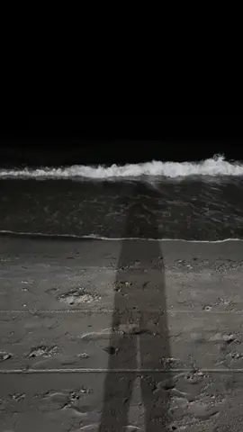 ทะเลยามดึก #คลื่นทะเล #เสียงทะเล #ทะเล #sea #soundofsea #asmr #asmrsounds #ยืมลงสตอรี่ได้ #ยืมลงสตอรี่ได้นะ #ทะเลตราด #ตราด #ดึก #ทะเลกลางคืน #กลางคืน 