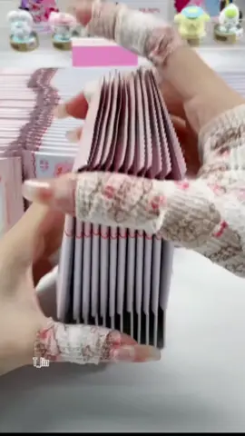 Unboxing Card SANRIO CHARACTERS 😁😁😆 #Unboxing  #unboxingcard  #Unboxing  #Sanrio  #sanriocharacters  #kurumi  #pochacco  #livedouyin #credouyin  #t_lin520 