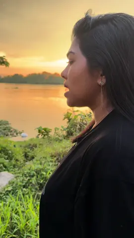 இப்பிரபஞ்சத்தின் ஒற்றை நம்பிக்கையும் ஒற்றைப் பேராசையும் அன்பு மட்டும் தான்❣️