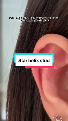 Lets wear this cute star stud for helix piercing🥰🥰⭐️⭐️ #ohmojewelry #piercingjewelry #piercinglovers #earstyle #earaesthetics #titaniumjewelry #bodyjewelry #earstyling #helixpiercing 