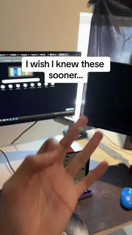 These are some of the best monitor mounts on the market at the moment… #techtok #Tech #monitor #monitorarm #gaming #pc #TikTokShop #ttshop #tiktokmademebuyit 