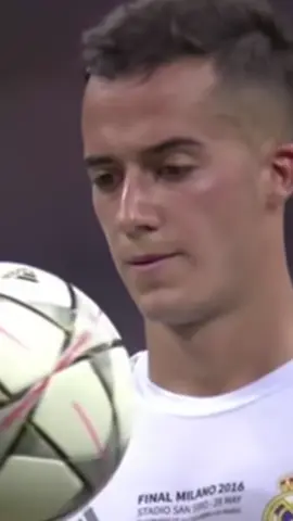 Hay pocos tipos como Lucas Vázquez  #lucasvazquez #lucas #realmadrid #penalti #ElClasico #sergiroberto #nacho #reus #koke #futbol #deportesentiktok 