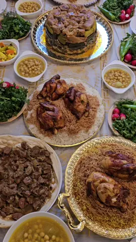 عزيمة العيد للحبايب والغوالي 🧡🤍🧡#عزيمة #عزيمة_العيد ##لمة #لمة_حبايب #حبايب #حبايبي #مشاهدات_تيك_توك #عزيمة_اهلي_الله_يديم_اللمة_الحلوة #اكسبلور_تفاعلوا_لايك #duhok_zaxo_amedi_semel_akre #اكسبلور_العراق #اكسبلورexplore #اكسبلور 