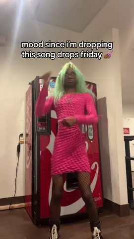 pre-save FANCY OUT FRIDAY 🥂💕 ” tell that b im fancy 100 bands up in my panty” , Mani Montana the album may 3rd! 