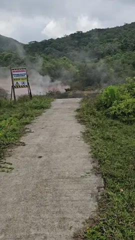 boiling lake at inang maharang nag aso lake at hologan,  manito,  albay #amazingplace  #bicol  #albay  #manito 