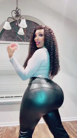 @modaxpress click the link below to order these pants I am wearing a size extra-large💕💕💕 #pants #modaxpress #jeans #casuallook #outfit #OOTD 