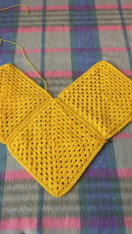 Building my newest crochet bag !💛 I love her  This was a very hard video to make props to all stop morion artists  #DIY #crochet 