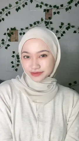 with one product, your dark circle is gone ! now you're ready for a date with your crush 😍😍 @SACE LADY COSMETIC  #sacelady #saceladyconcealer