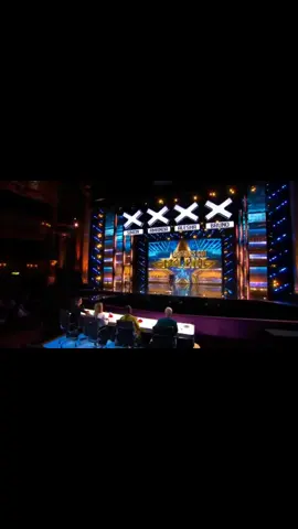 This woman does animal sounds ect on Britain's got talent.. Amazing ✨✨✨👍👍👍👍#FYP #foryoupage #awesome #great #WoW #welldone #loveit 