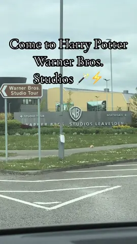Harry Potter Warner Bros. Studio Tour in Watford  This is the third time I’ve been but the last was 2016!!! So many new features and things to see highly recommend ⚡️🙌🏻🙌🏻  #harrypotter#studio#fyp#tour  