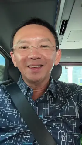 Terima kasih ko ahok @basukibtp atas ucapannya... Semoga maju kembali mencalonkan untuk gubernur dki🙏🔥 #ahok #happybirthday 