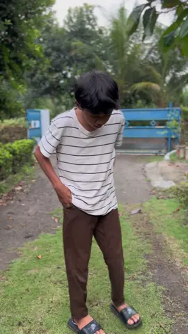 cari apa bang? cari kamu dek!