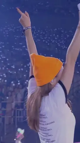 カナやんファンサ神ってる！あと最後可愛すぎる😊 #西野カナ #西野カナライブ #西野カナ歌詞動画 #運営さん大好き #おすすめにのりたい #fyp #believe 