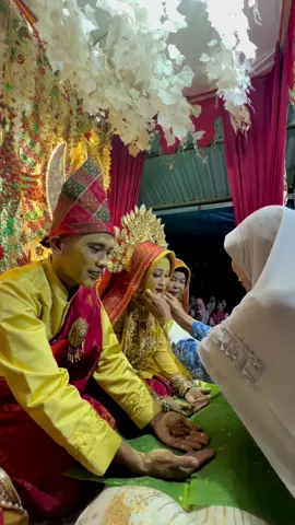 Barodak✨ Masyaallah🥰  MUA @Tina Lovastel  . . . #barodak #sumbawa #tradisisumbawa #fyp #samawa #mua #makeup 