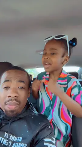 Tatum is back again !! With another one 😎 and you know Twin love to put her own spin 😌… let’s try and get @Usher Raymond to see this ! Tag him in ya comments ! We 🫶🏾 y’all…    #usher #twin #tatumtakeover #tatum #myboo #viral #viralvideos #viralreels #moms #dads #dadsdoittoo #parentsoftiktok #duet #tatumtalks #moms #dads #MomsofTikTok #tatumchallenge #tatumtakeover #dadsoftiktok 