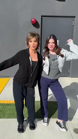 it's showtime with @Lisa rinna ! 🎬✨ catch her guest star appearance on #LopezVsLopez TONIGHT 8/7c on NBC and streaming on @Peacock #lisarinna #rhobh 