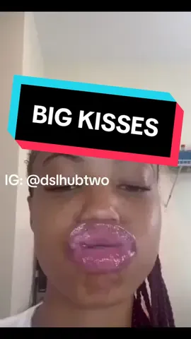 When u get that smell On your upper lips 🐱 😩#sza #dslhub #lips #biglips #pyf #lipgloss #pretty #sexy #fyp #